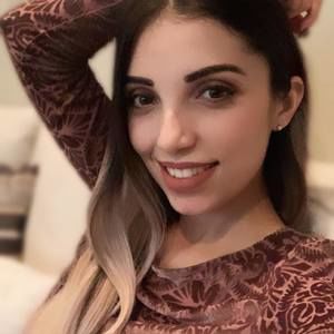 Meet your Posher, Cecy m.